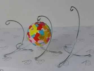 Stojak na bombkę o średnicy 8/10/12cm srebrny