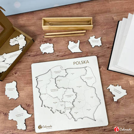 Drewniana mapa Polski województwa