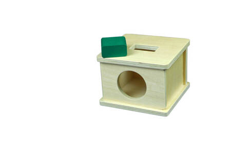 Moyo Montessori | Drewniane pudełko dla malucha z prostokątem NEJ0602_O026